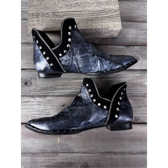 Villa Wang Studded Slip On Gray Western Booties Size 7.5 - Picture 6 of 11